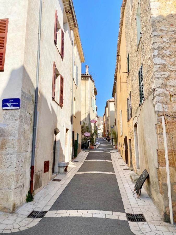 Maison Nomade Valbonne Buitenkant foto